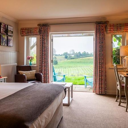 Hotel Three Choirs Vineyards à Newent Extérieur photo